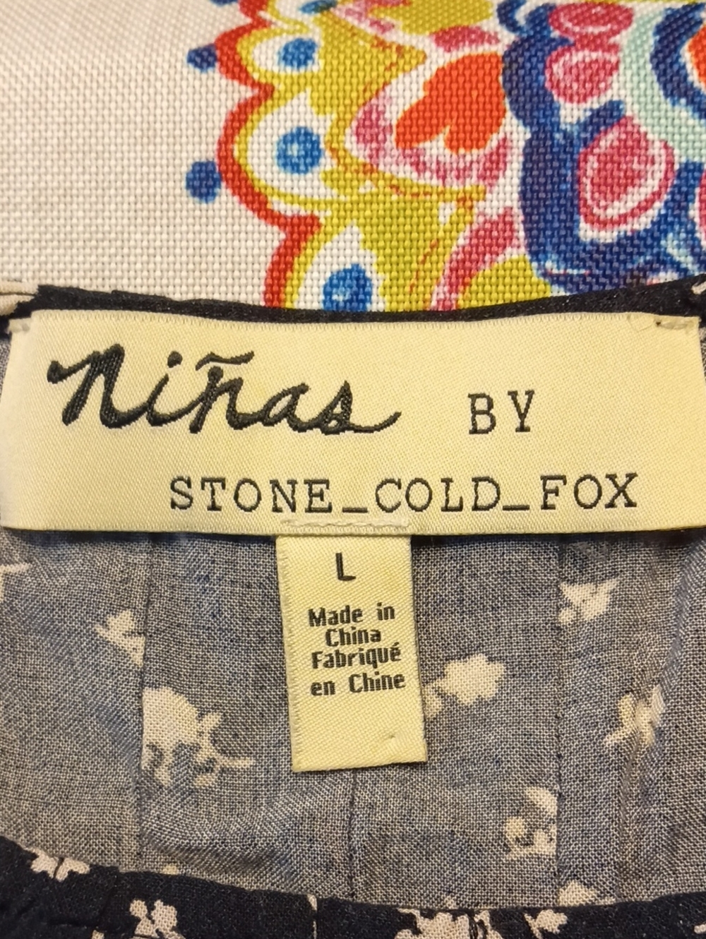 Stone Cold Fox Large Top - Picture 2 of 5